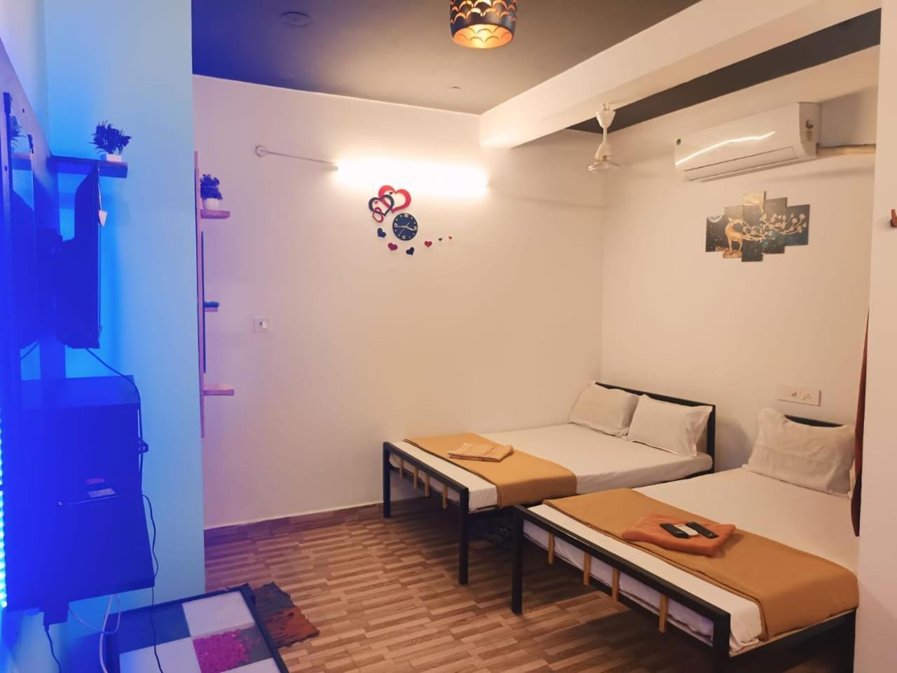 Seasons Four Guest House Pondicherry Exterior foto